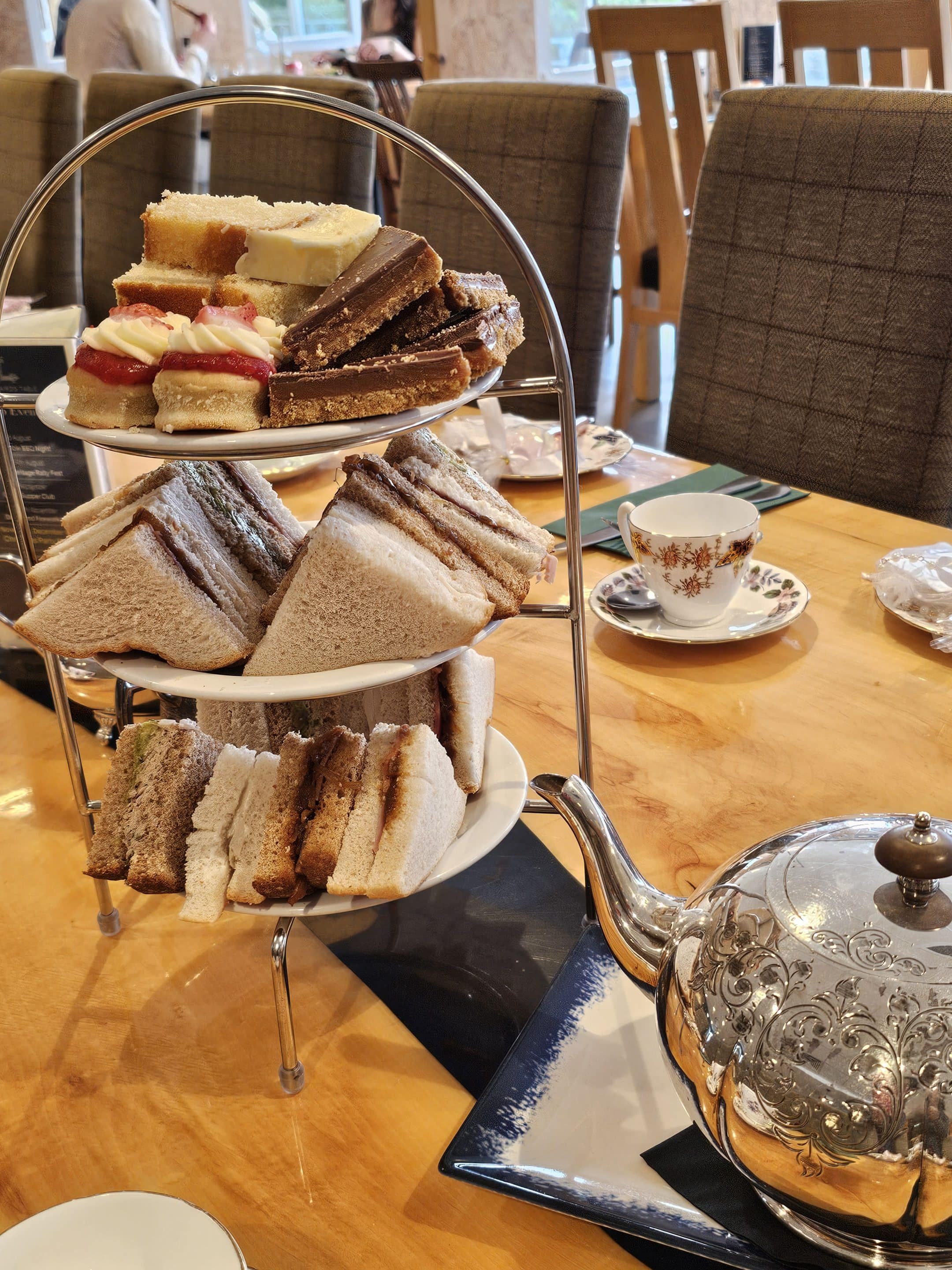 Easter Sunday Afternoon Tea for 4