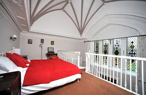 Wallace-suite-featured